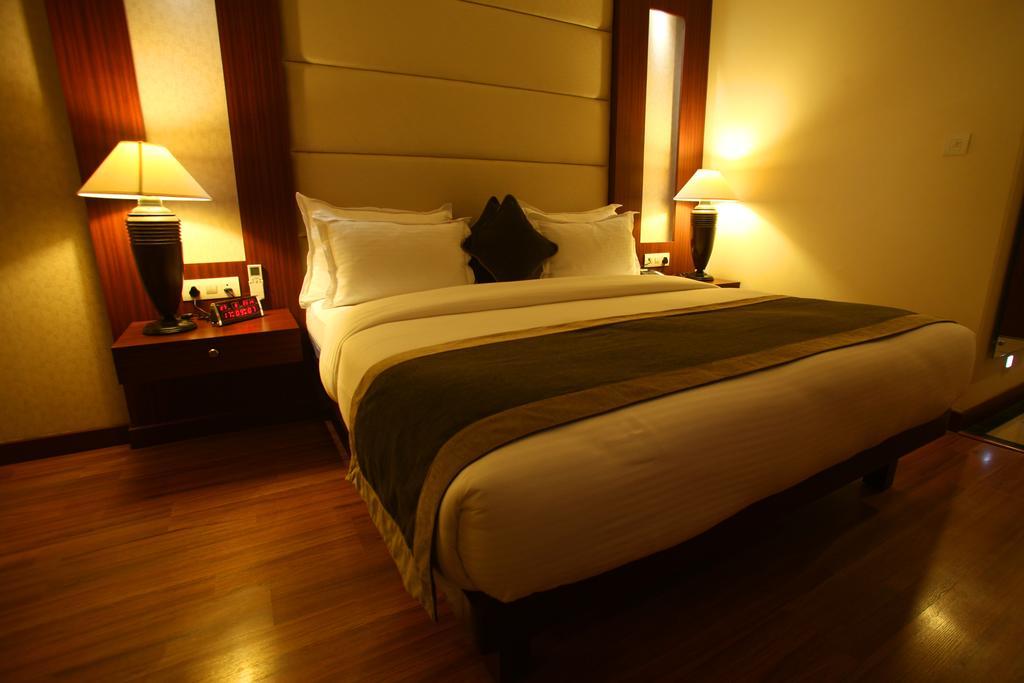 Continent Nakodar Hotel & Resorts חדר תמונה