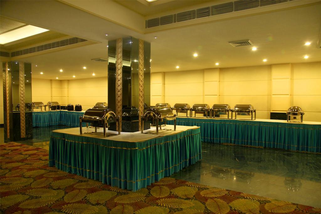 Continent Nakodar Hotel & Resorts מראה חיצוני תמונה