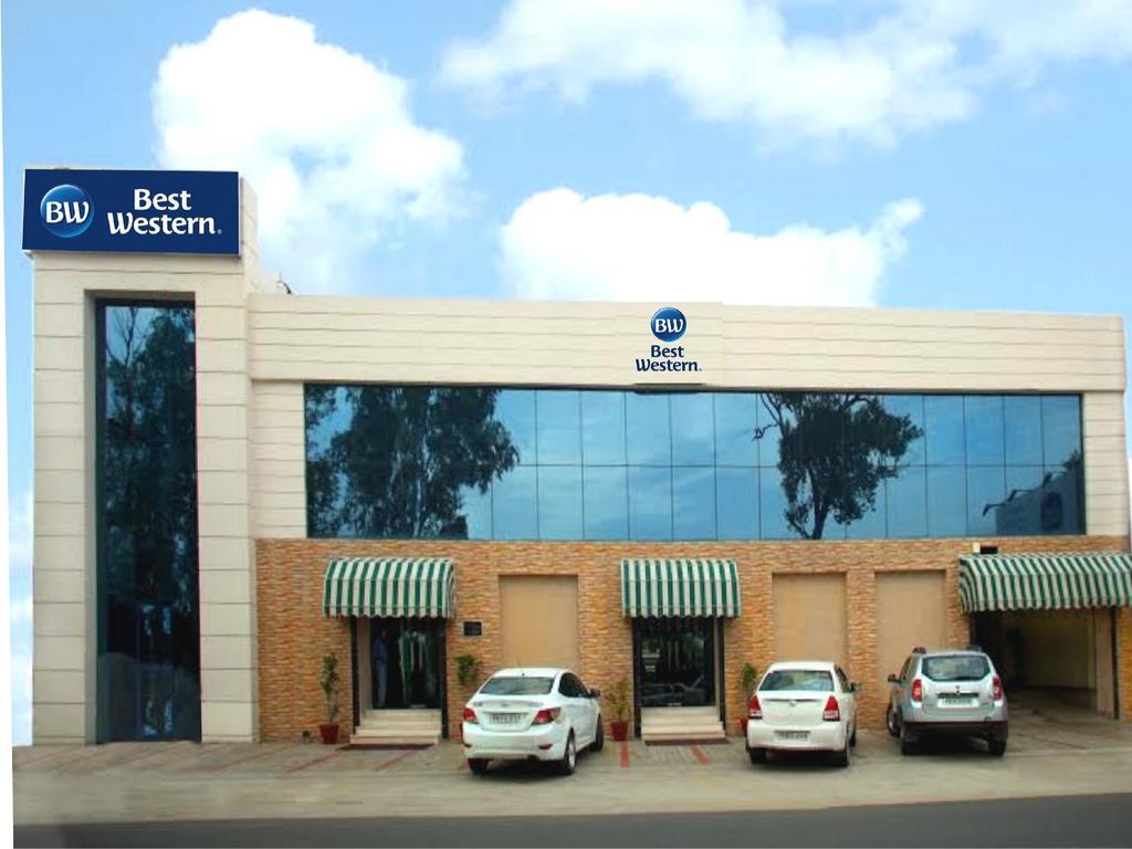 Continent Nakodar Hotel & Resorts מראה חיצוני תמונה