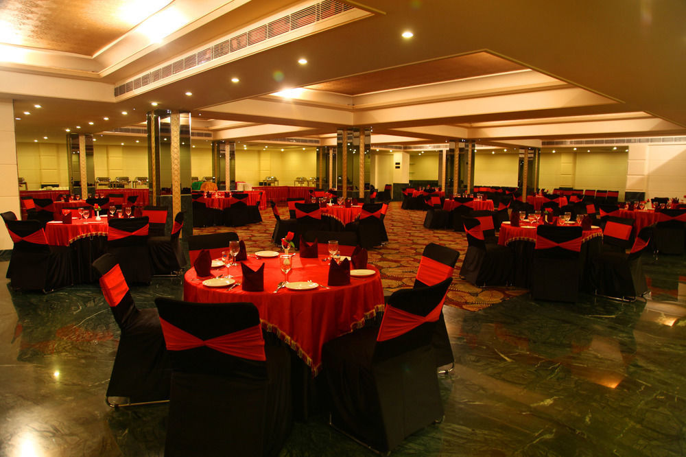 Continent Nakodar Hotel & Resorts מראה חיצוני תמונה